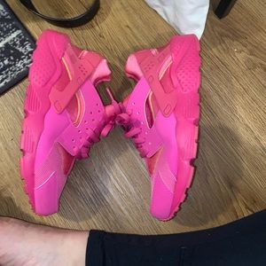 Barley work all pink hurraches